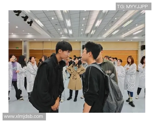 上海街舞队心理素质探讨:如何在舞台上展现自我与团队精神 上海街舞队心理素质探讨:如何在舞台上展现自我与团队精神