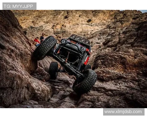 张强谈攀岩之路：从初学者到顶尖高手的心路历程与成长故事